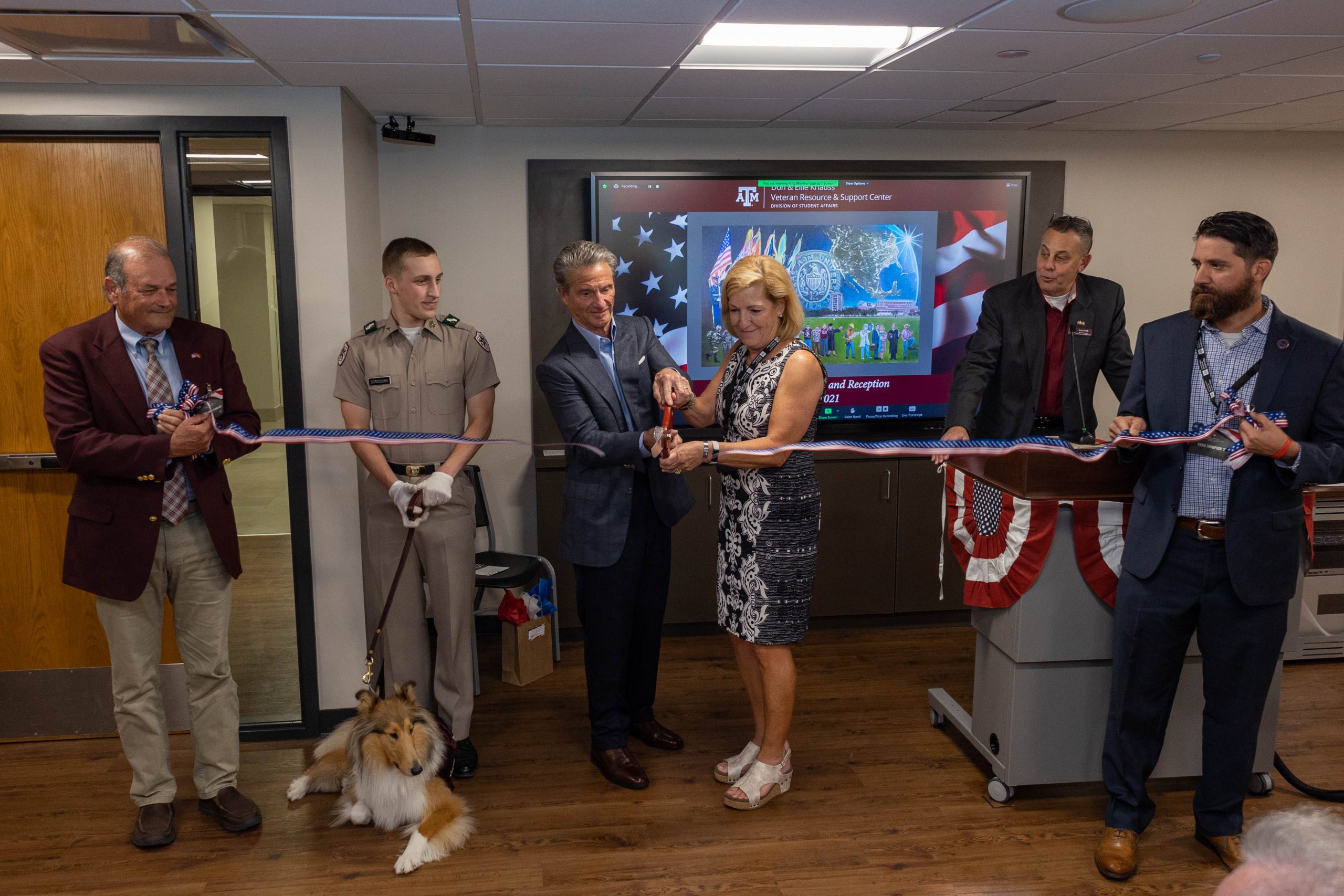 Ribbon cutting at VRSC grand opening in their new suite in the MSC